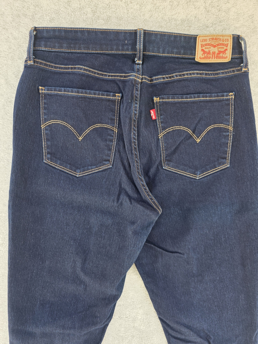 Levi's Women's 721 High Rise Skinny Jeans Size 31x30 - Picture 8 of 12